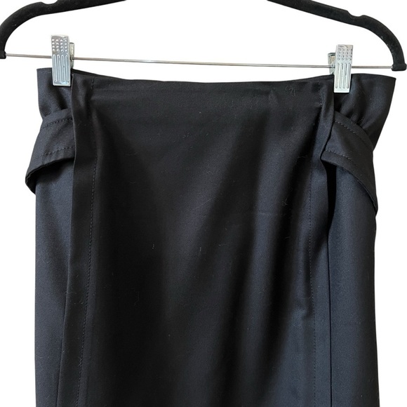 SOLD CHANEL PENCIL SKIRT 100% WOOL BACK BELT LOGO BUTTON LUXURY CORPCORE 40-8 - Picture 2 of 11